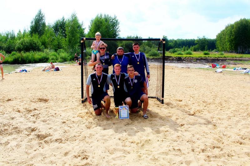 Команда поселка Малыгино заняла третье место на турнире по пляжному футболу