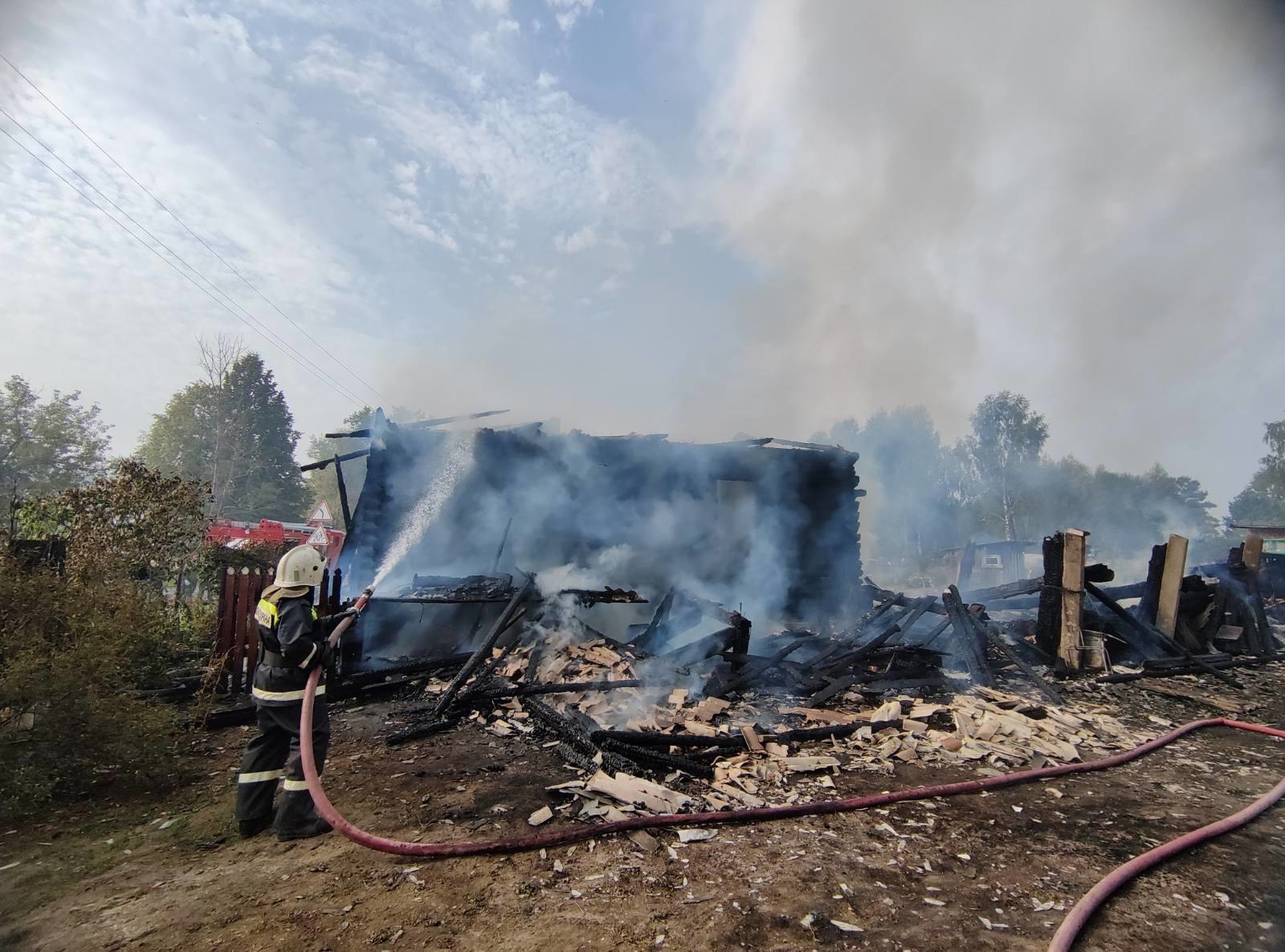 В д. Алексеевское Ковровского района сгорел жилой дом