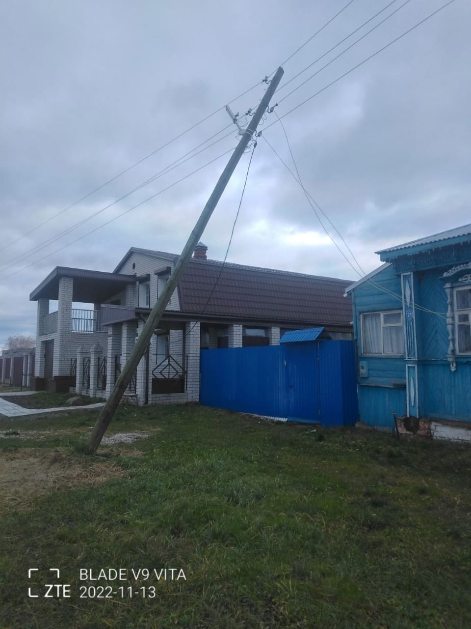 Во Владимирской области устраняют последствия штормового ветра
