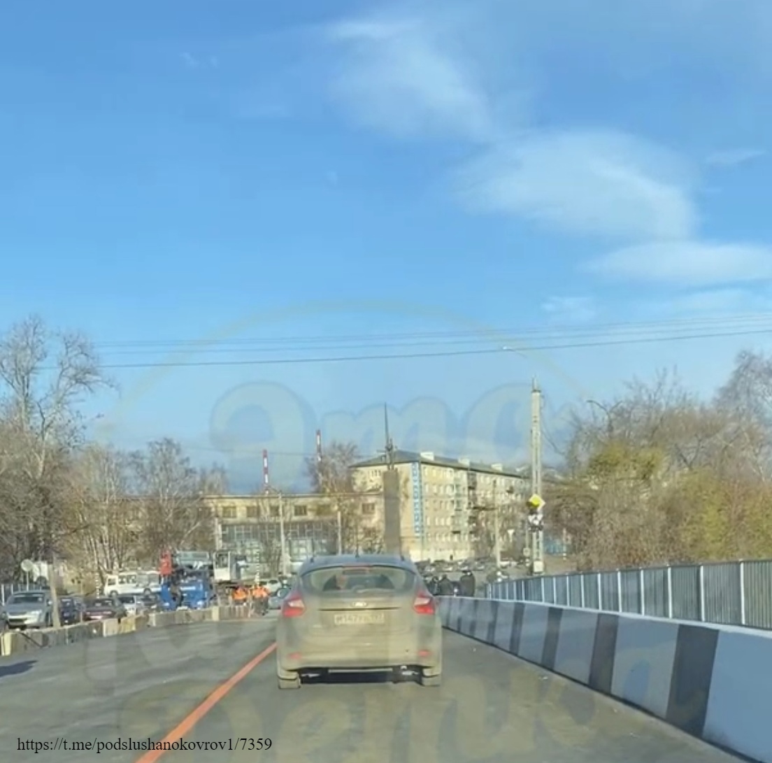 Павловский мост открыт