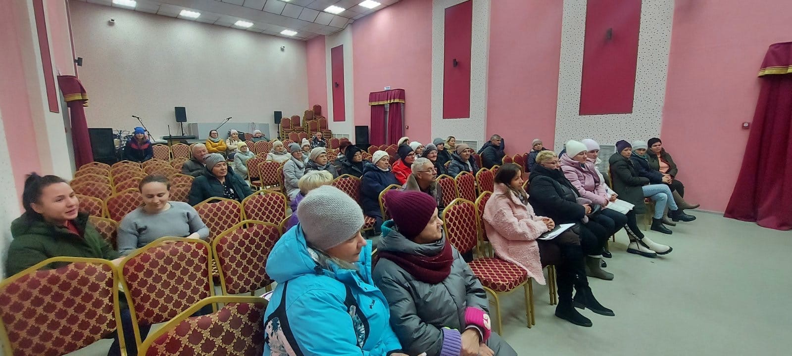 Вячеслав Скороходов встретился с жителями поселка Достижение