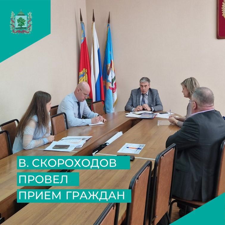 25 апреля глава администрации Ковровского района провёл очередной прием граждан по личным вопросам