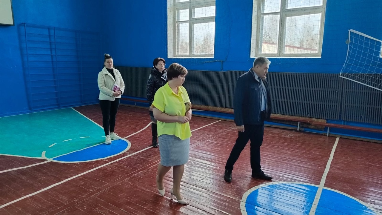 посетил Шевинскую школу