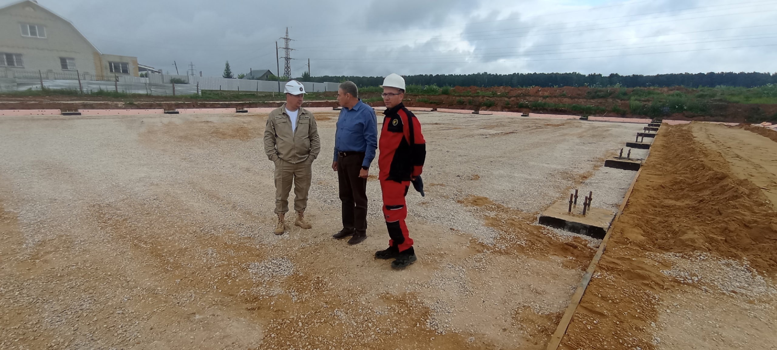 Продолжается строительство ФОКа в посёлке Первомайский